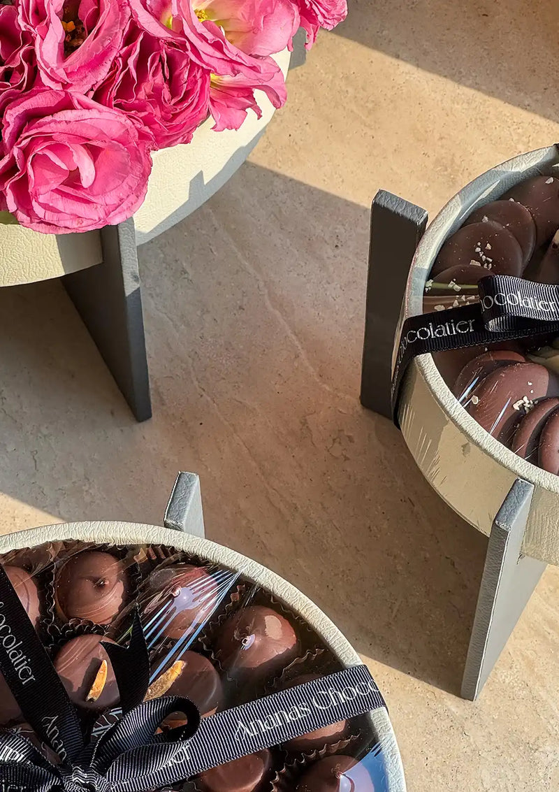 3 Set Luxe Trays | Premium Flowers & Chocolate Gifting Set