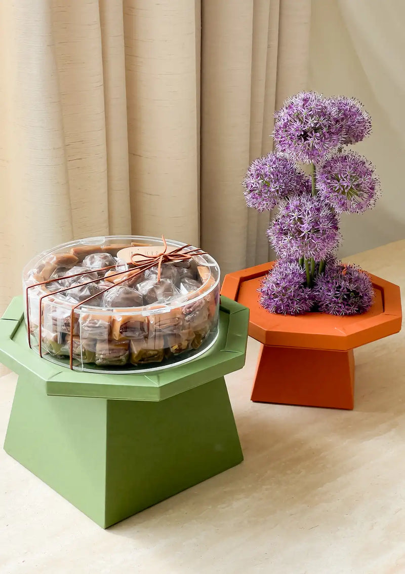 Ramadan - Arabian Nights Gift Set - 1.5KG Chocolates and Flowers