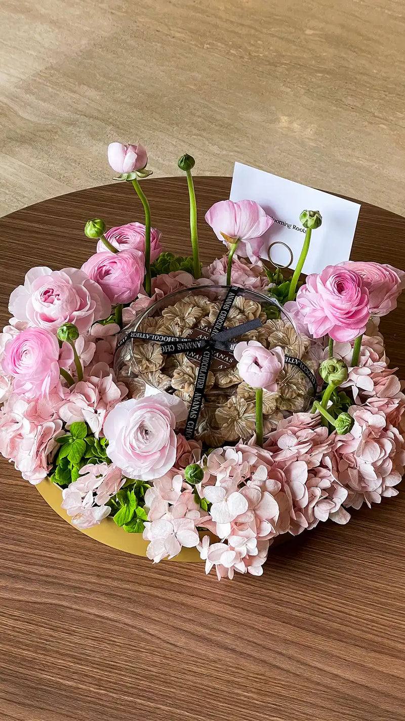 Flowers and Chocolates round tray